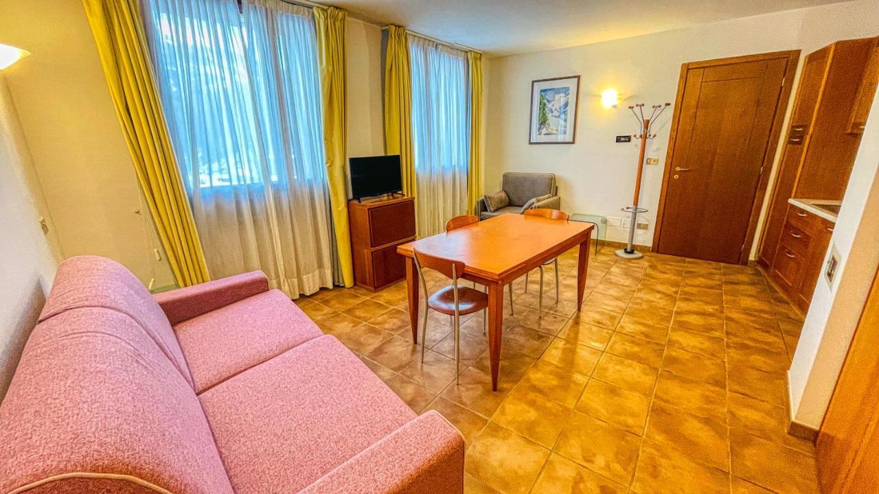 Appartamento Smith Erbaluce - Affitti Brevi Italia Bardonecchia Buitenkant foto